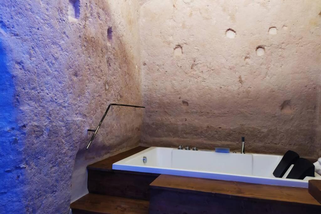 Fornaci 46 Sassi Con Idromassaggio Villa Matera Ngoại thất bức ảnh